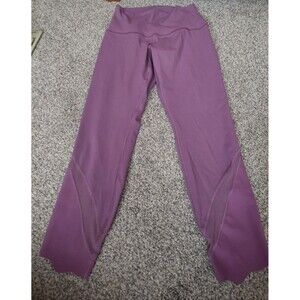 Lululemon Cropped Tulip Hem Leggings Size 8 Mesh Detail Rose Pink Activewear